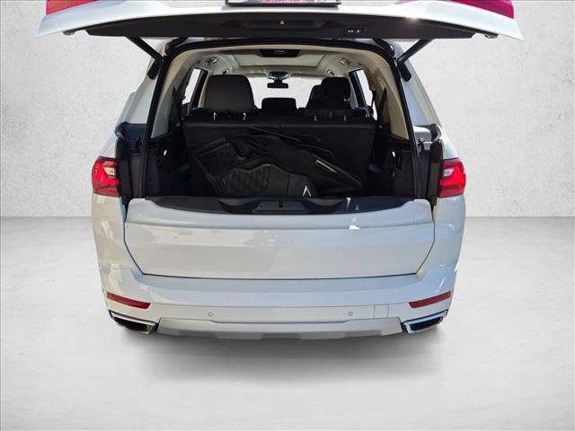 Used 2019 BMW X7 xDrive40i w/ Cold Weather Package AWD/4WD image 7