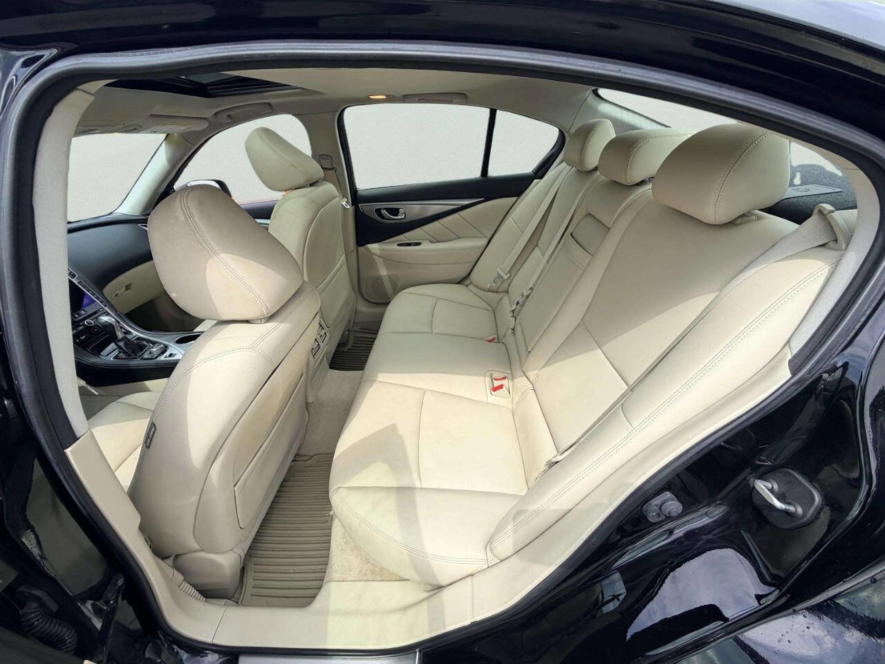 Used 2015 INFINITI Q50 Premium w/ Navigation Package image 19