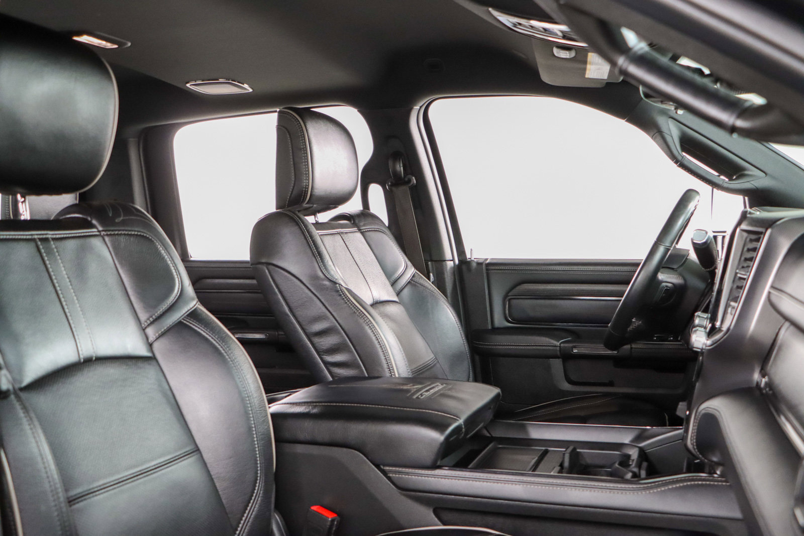 Used 2023 RAM 2500 Limited image 29