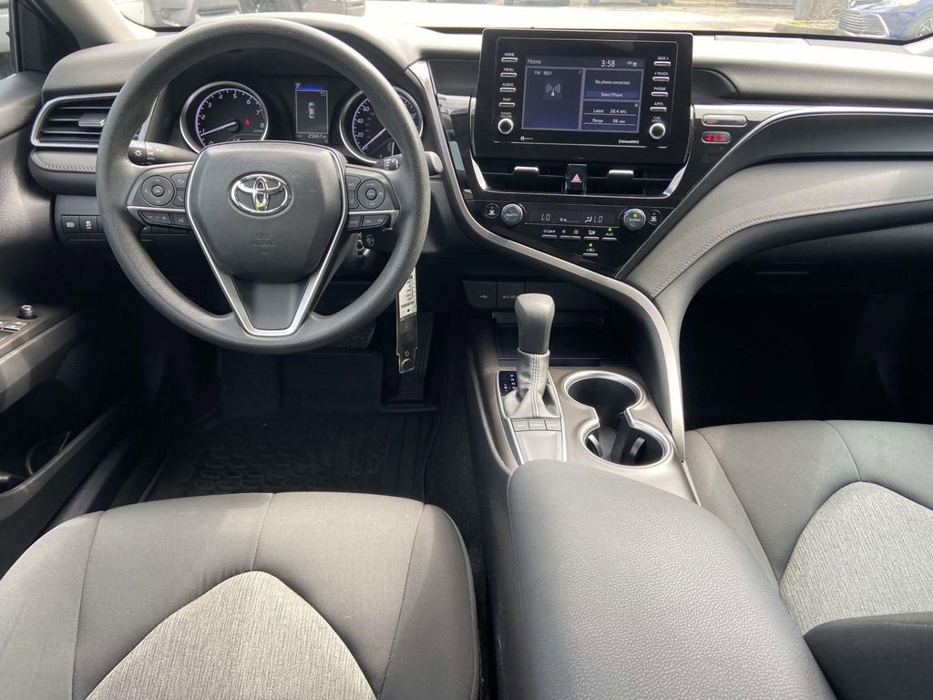 Used 2024 Toyota Camry LE FWD image 10