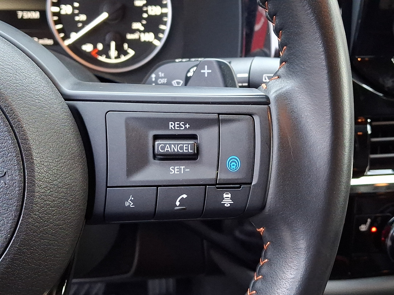 Used 2024 Nissan Pathfinder Rock Creek AWD/4WD image 24
