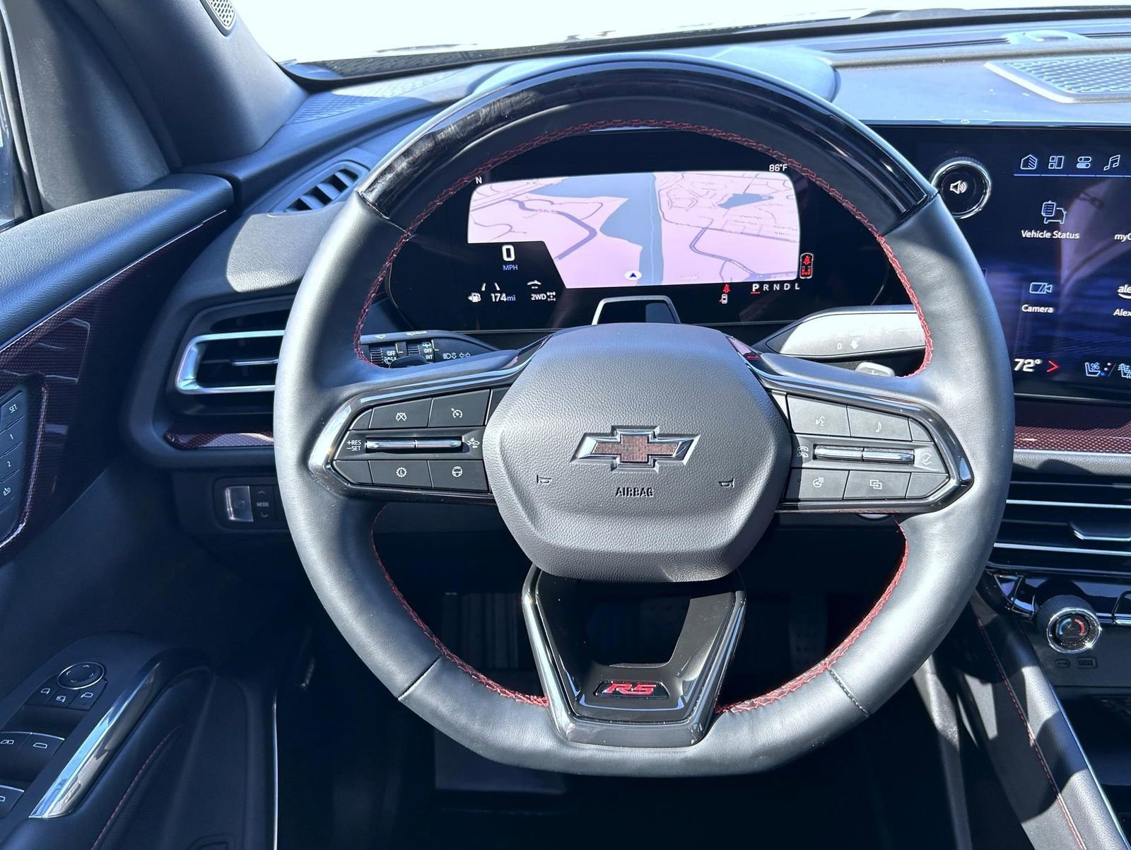 Used 2025 Chevrolet Traverse RS w/ LPO, Floor Liner Package image 11