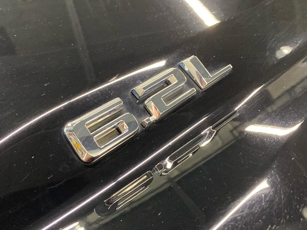 Used 2023 Chevrolet Silverado 1500 High Country w/ High Country Premium Package image 11