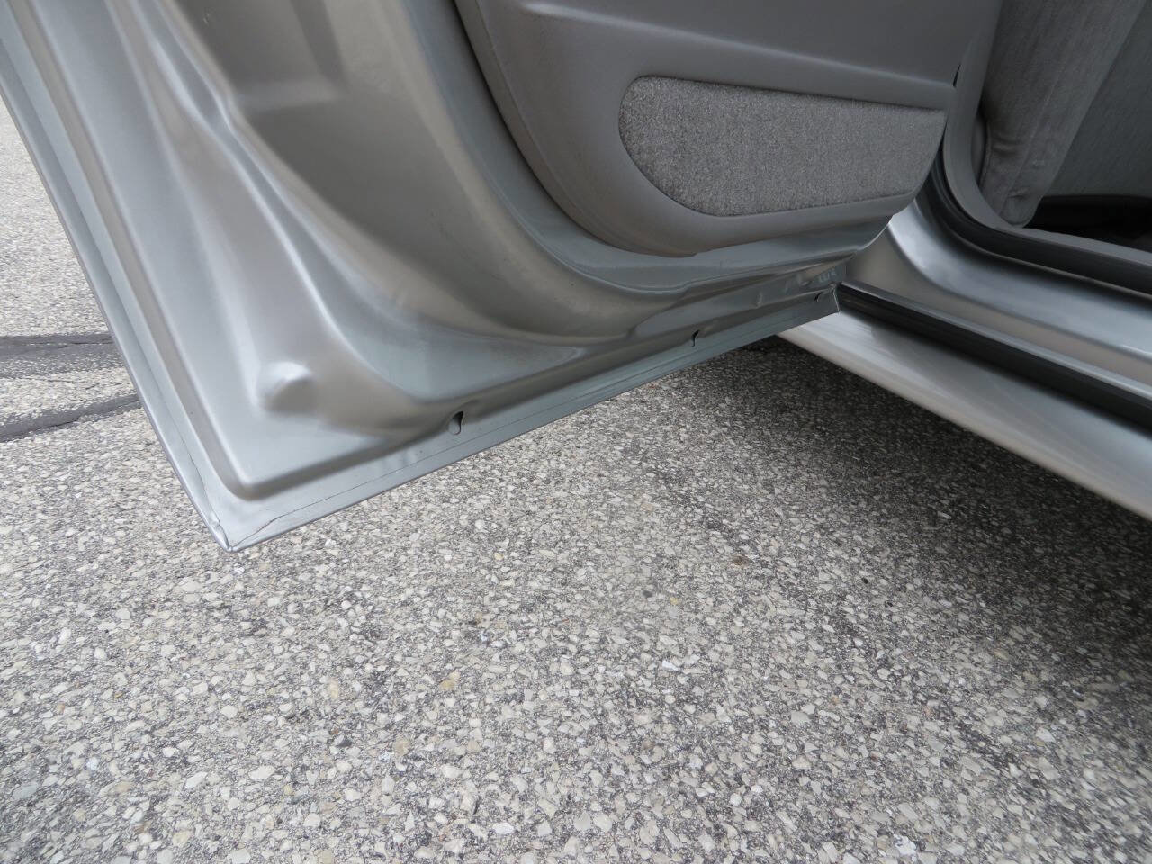 Used 2005 Buick Le Sabre Custom image 24