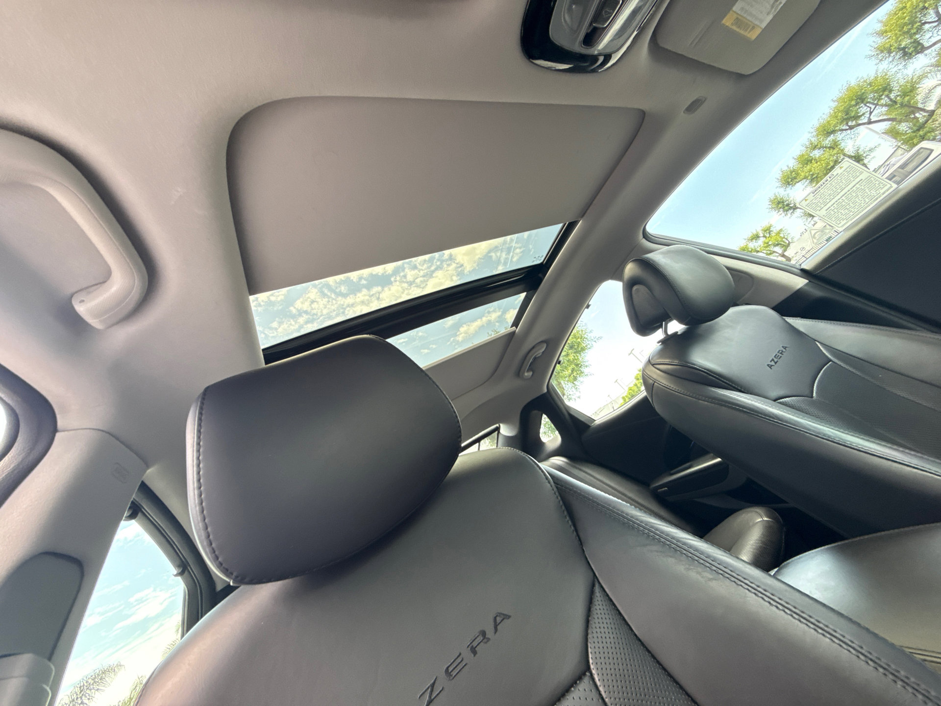 Used 2013 Hyundai Azera w/ Technology Pkg FWD image 13