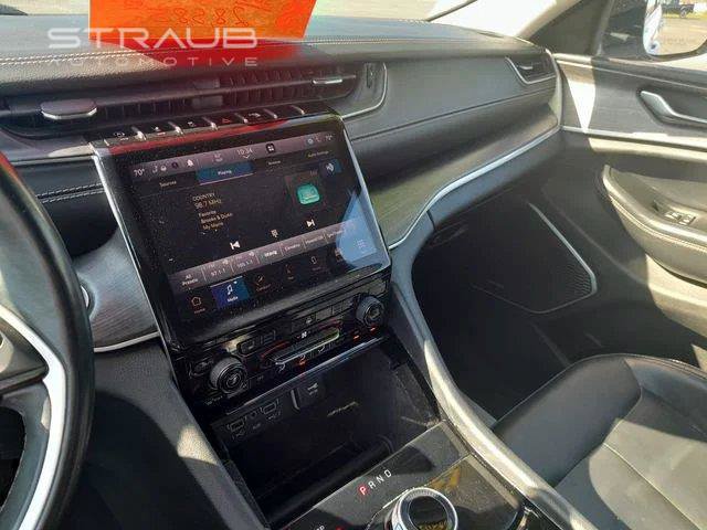 Used 2021 Jeep Grand Cherokee L Limited AWD/4WD image 20