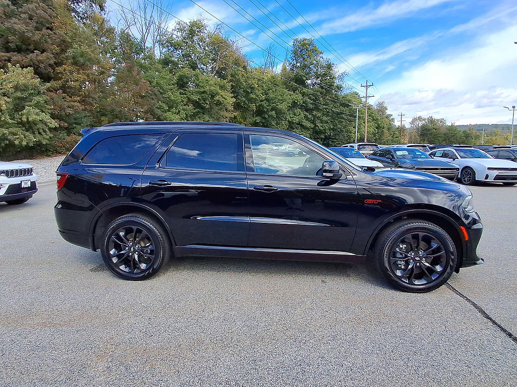 Used 2025 Dodge Durango GT AWD/4WD image 26
