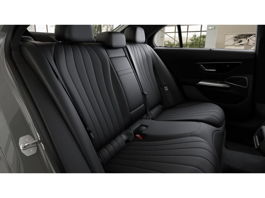 New 2027 Mercedes-Benz E 450 4MATIC Sedan image 5