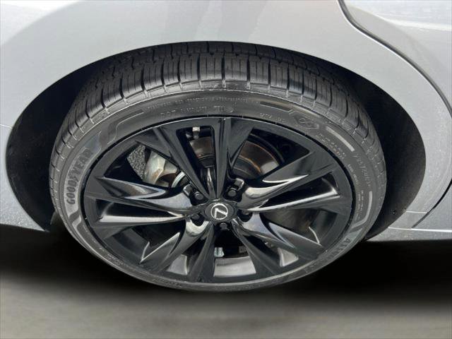 Certified 2022 Lexus ES 350 F Sport w/ Accessory Package image 18