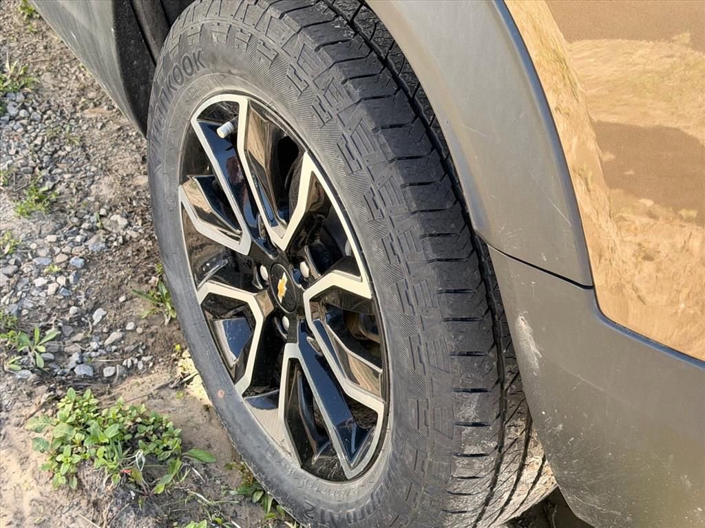 Used 2021 Chevrolet TrailBlazer ACTIV w/ Technology Package image 23