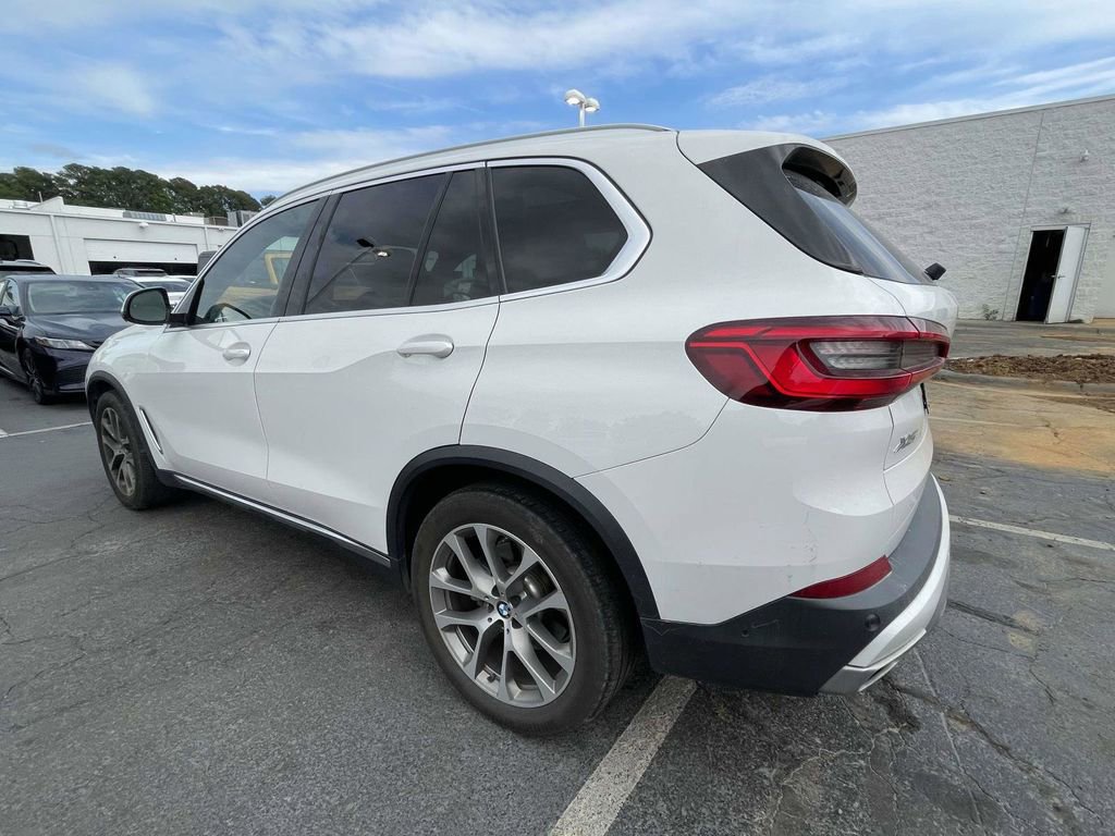 Used 2020 BMW X5 xDrive40i w/ Premium Package AWD/4WD image 12