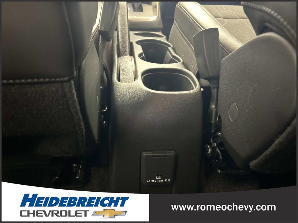 Certified 2022 Chevrolet Trax LT w/ LT Convenience Package AWD/4WD image 17