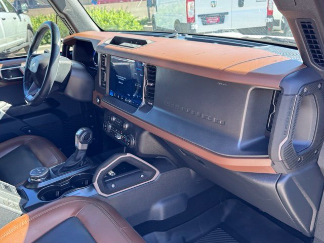 Used 2024 Ford Bronco Outer Banks AWD/4WD image 11