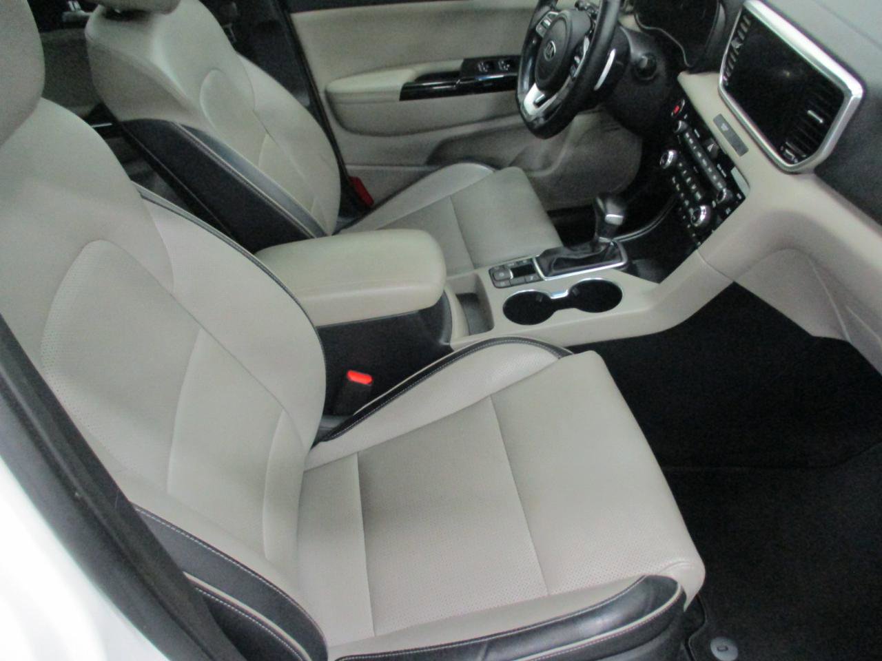 Used 2021 Kia Sportage SX image 13