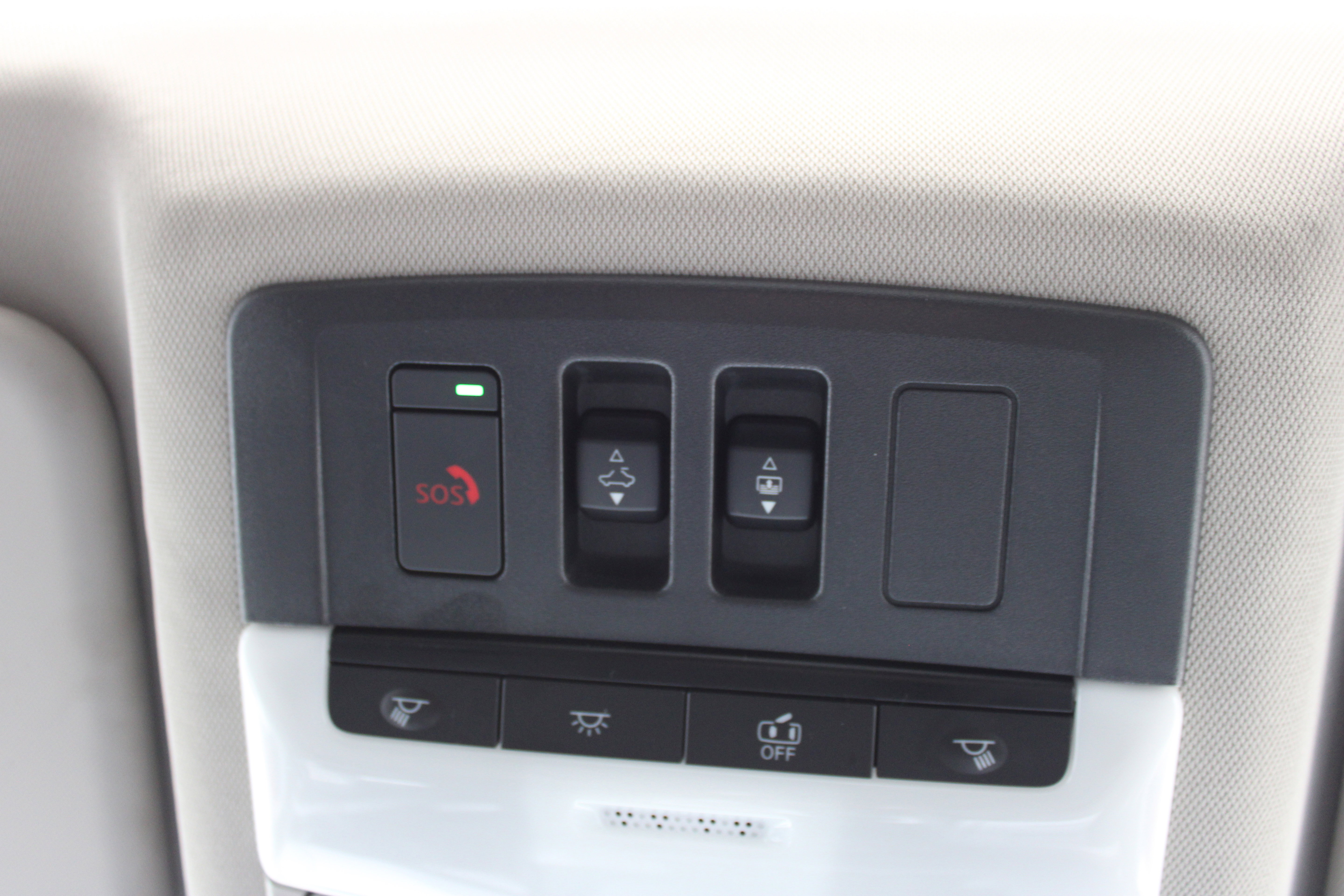 Certified 2025 Nissan Rogue Platinum w/ Tech Package image 23