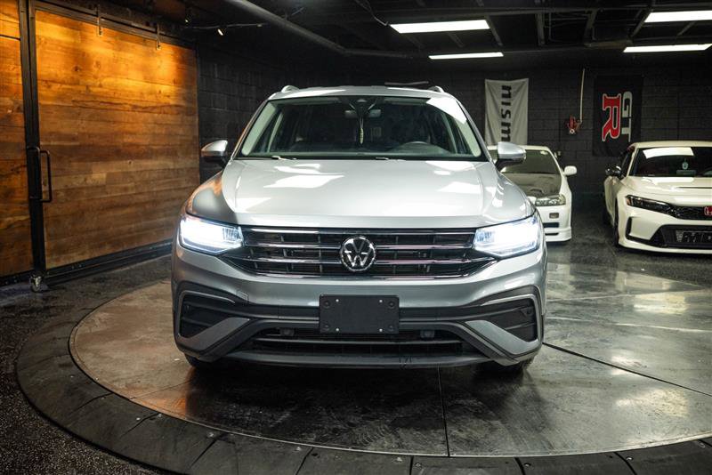 Used 2024 Volkswagen Tiguan SE image 4