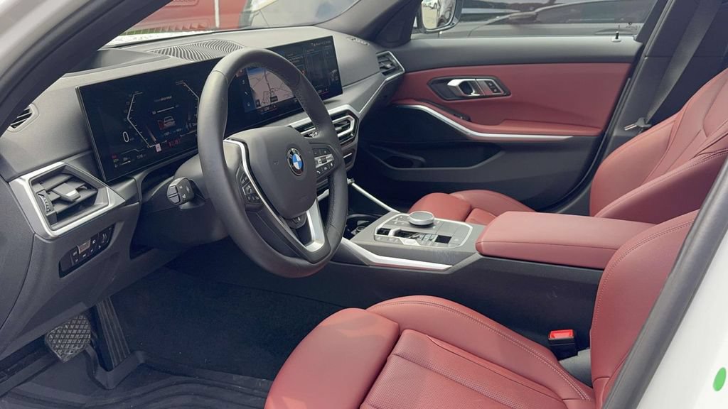 Used 2023 BMW 330i xDrive Sedan w/ Premium Package AWD/4WD image 34