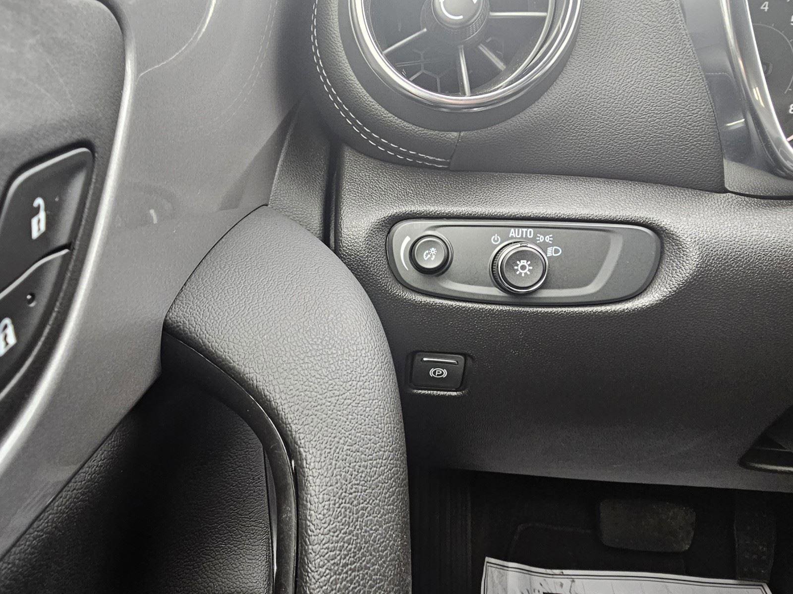 Used 2024 Chevrolet Blazer LT image 24