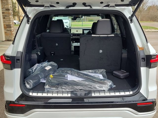 New 2026 Lexus TX 500h AWD image 7