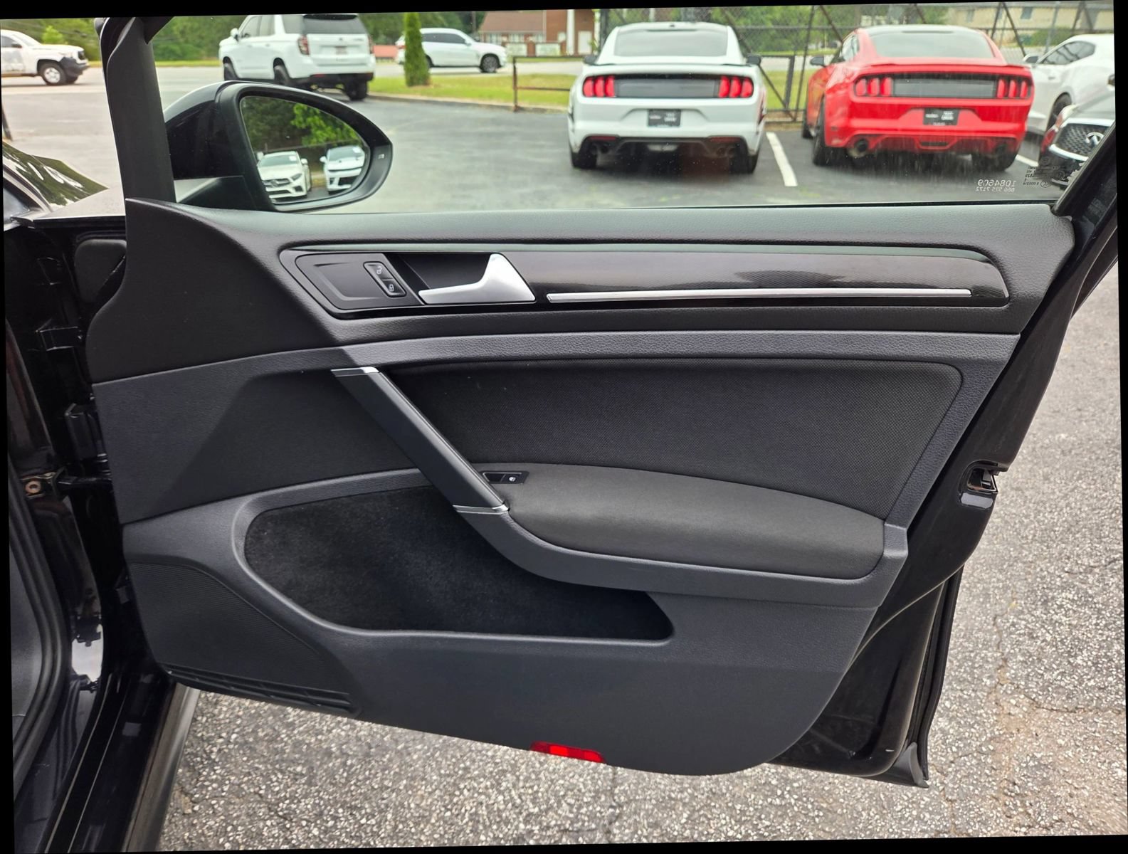 Used 2016 Volkswagen GTI S FWD image 22