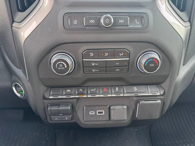 Used 2025 Chevrolet Silverado 1500 Custom Trail Boss w/ Dark Appearance Package AWD/4WD image 20