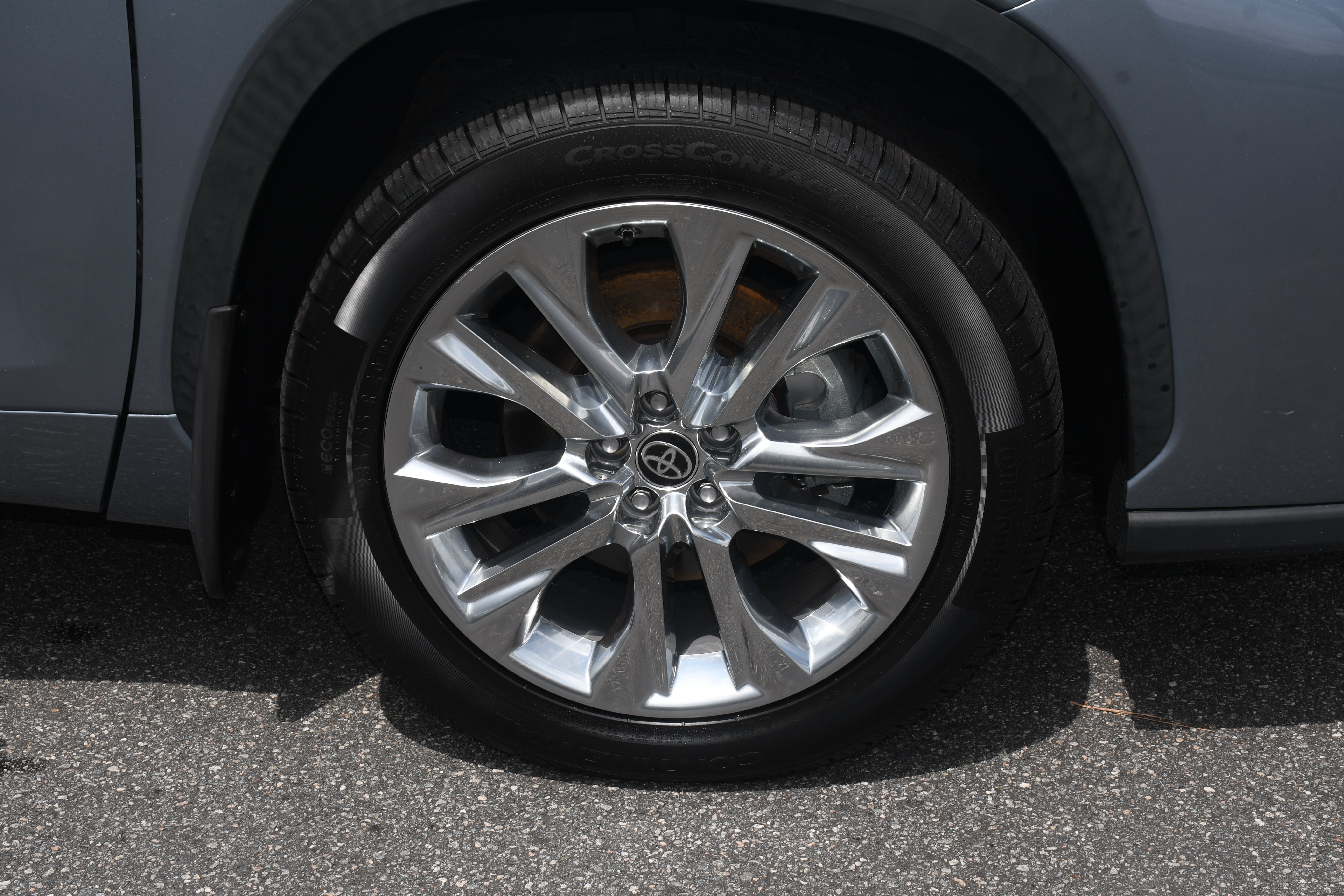 Certified 2021 Toyota Highlander Limited AWD/4WD image 23