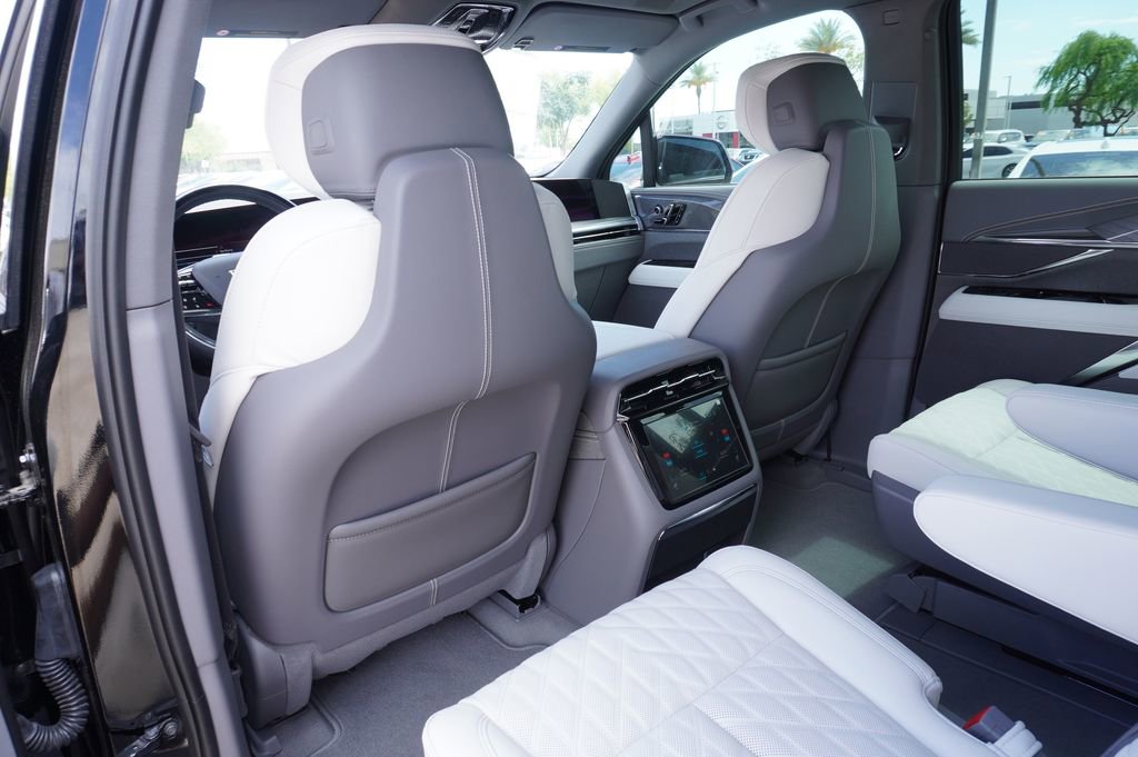 New 2026 Cadillac Escalade IQL Luxury image 10