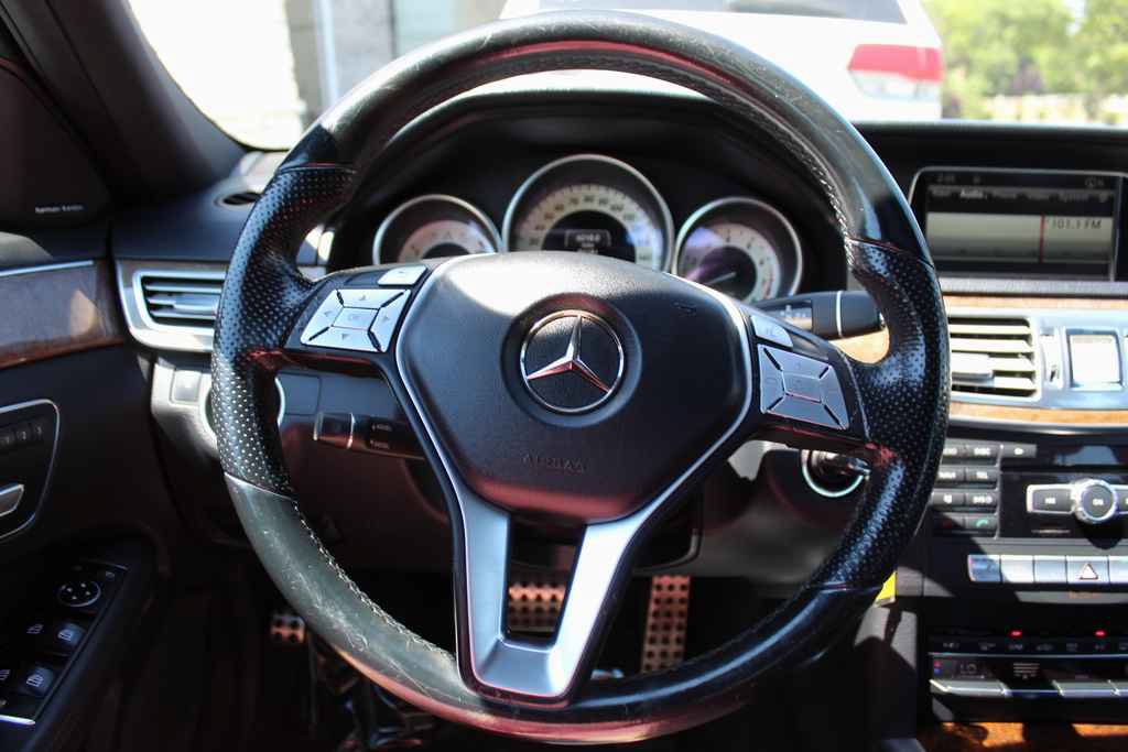 Used 2014 Mercedes-Benz E 350 Sedan w/ Premium 1 Package image 14