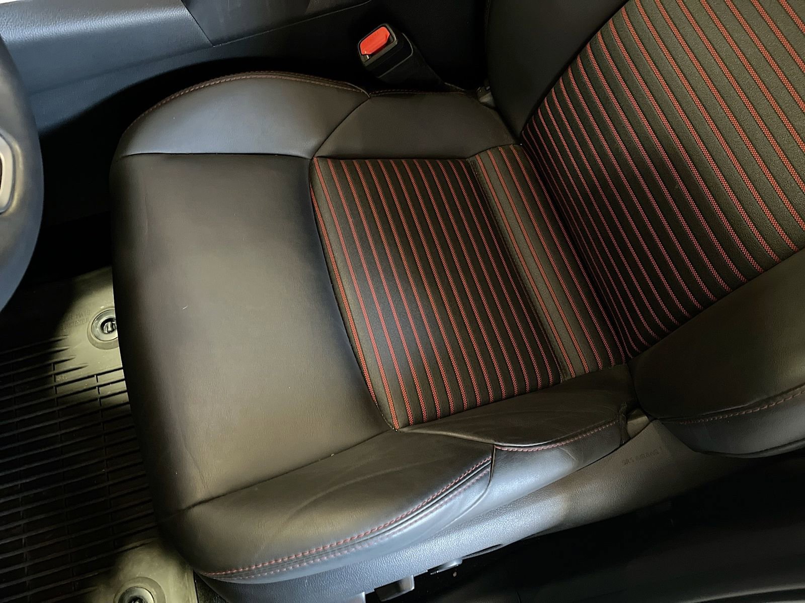 Used 2024 Toyota RAV4 XSE w/ Weather Package image 20