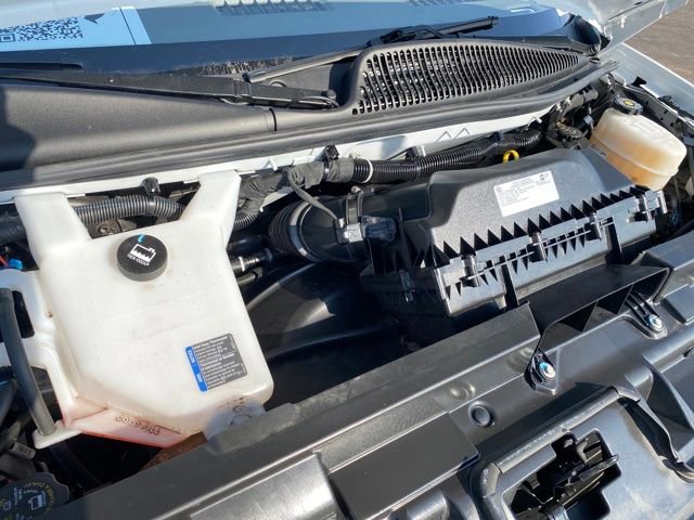 Certified 2024 GMC Savana 2500 Extended w/ Driver Convenience Package image 19