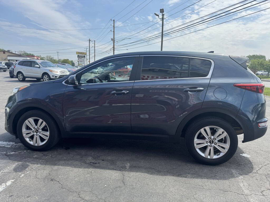 Used 2018 Kia Sportage LX image 3