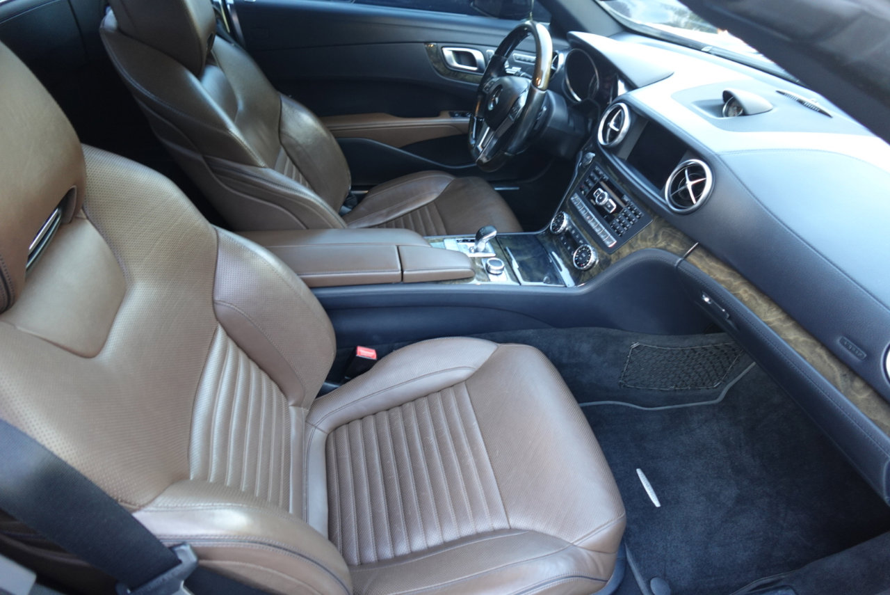 Used 2015 Mercedes-Benz SL 400 image 13