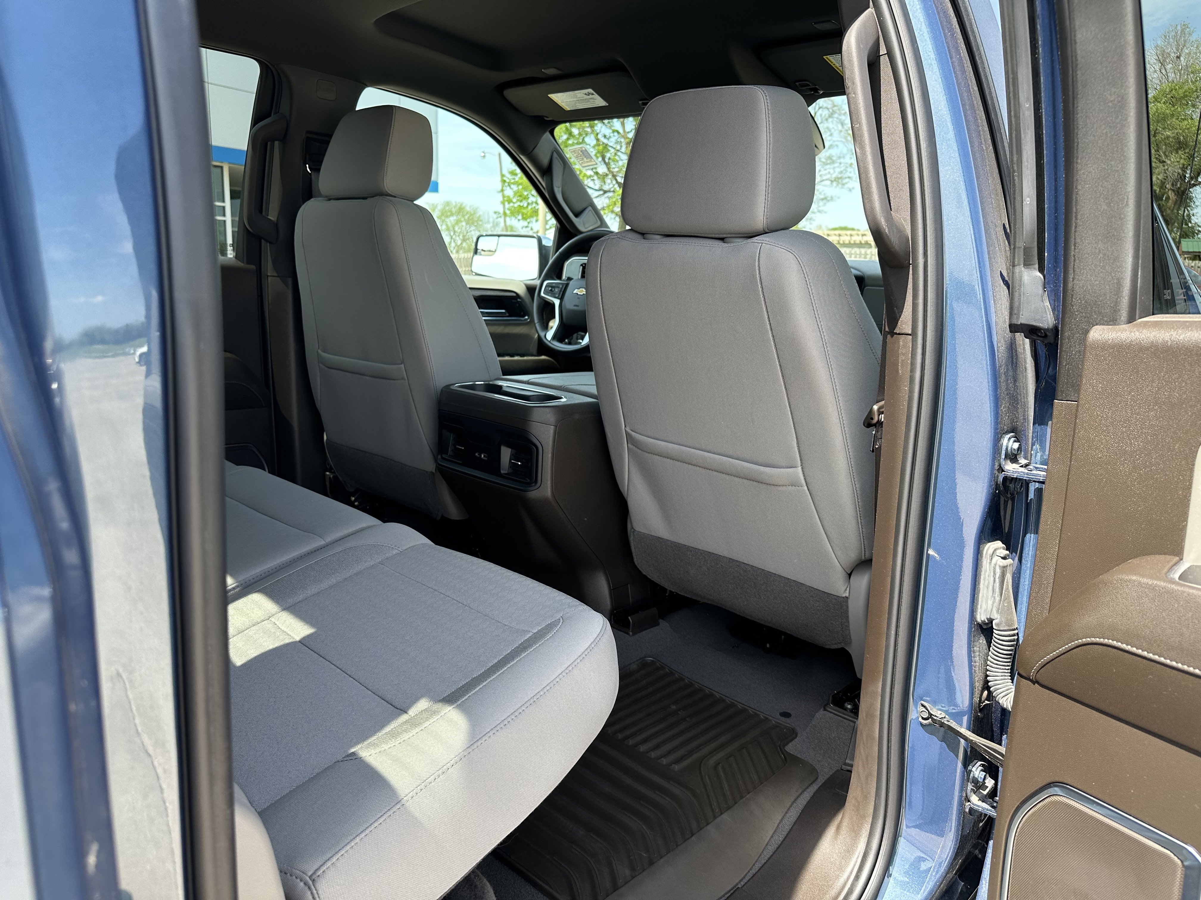 Used 2024 Chevrolet Silverado 1500 LT w/ Texas Edition Plus AWD/4WD image 28