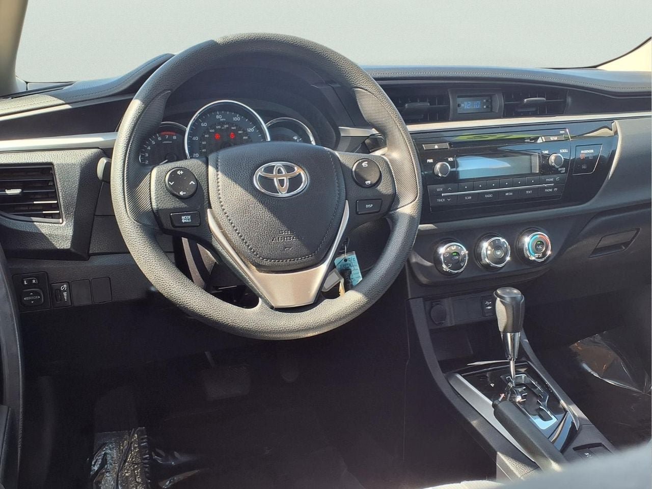 Used 2014 Toyota Corolla L w/ Body Protection Package FWD image 11