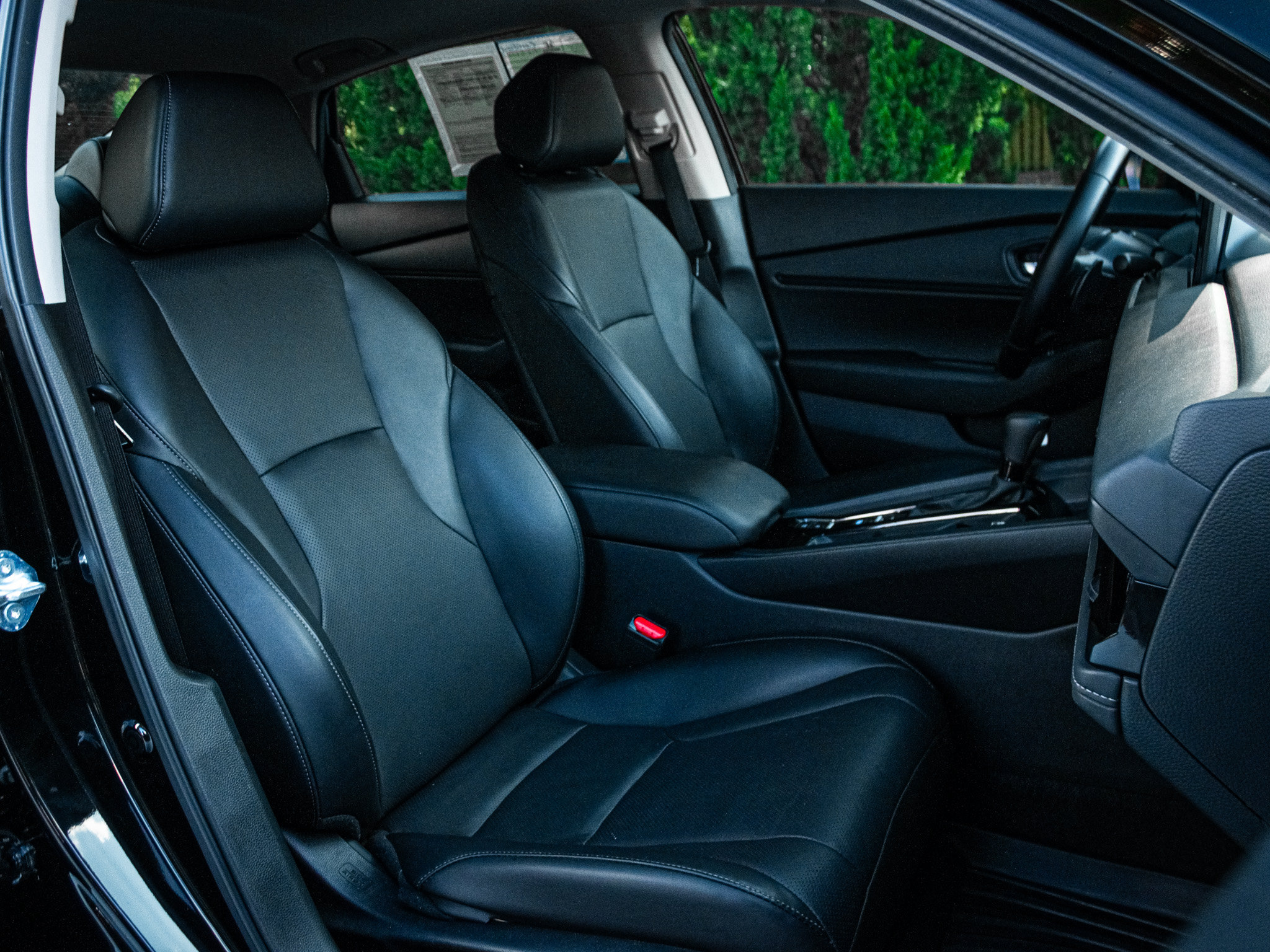 Used 2025 Honda Accord EX-L image 30