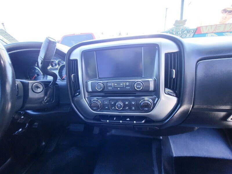 Used 2018 Chevrolet Silverado 1500 LT w/ All Star Edition AWD/4WD image 15