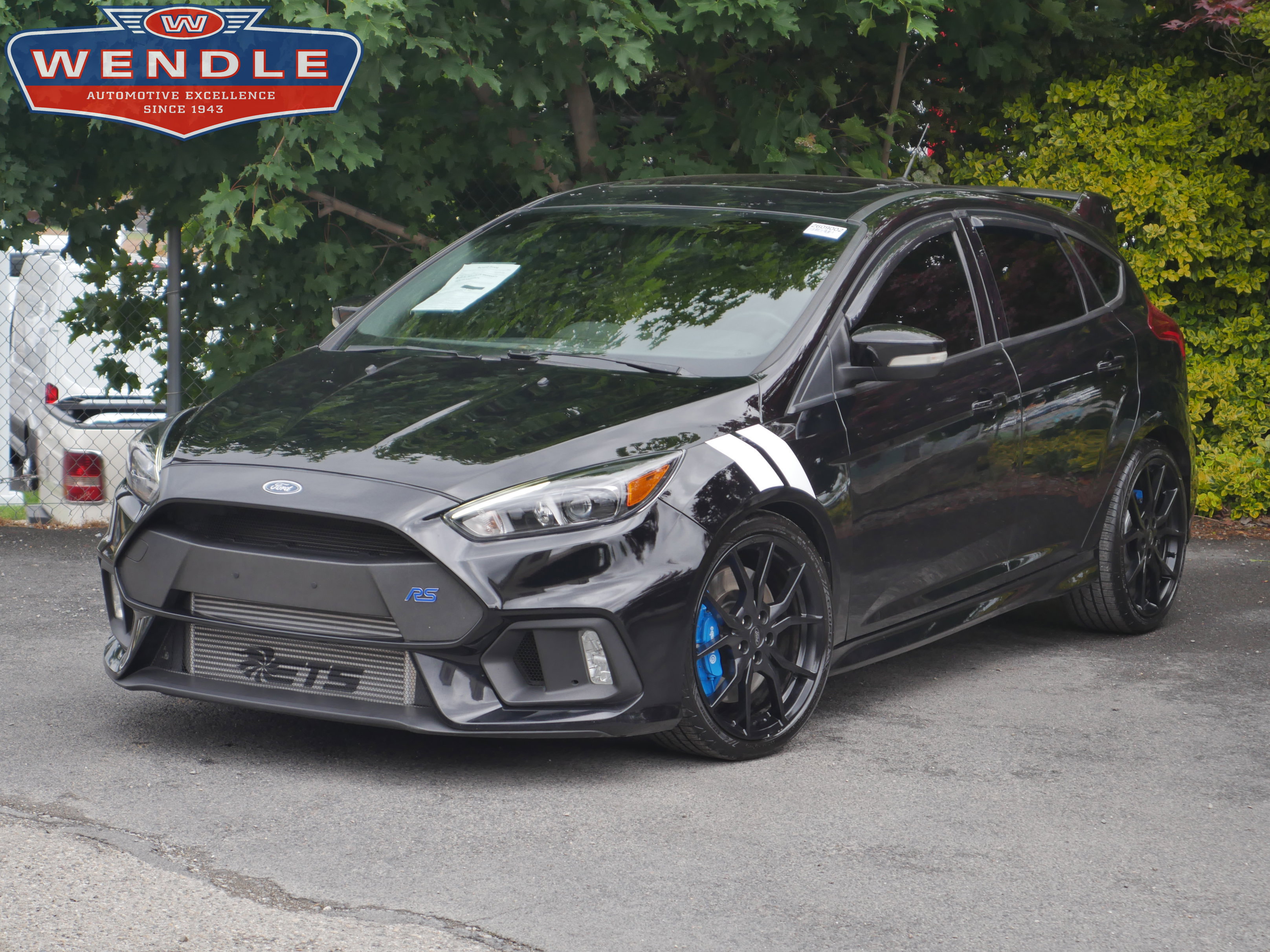 Used 2017 Ford Focus RS AWD/4WD image 1