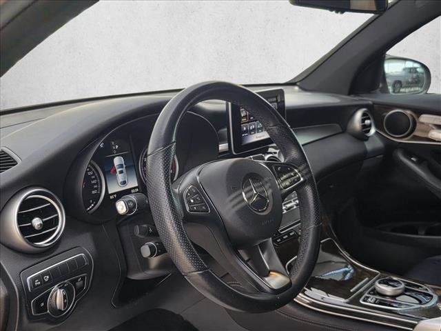 Used 2019 Mercedes-Benz GLC 300 4MATIC Coupe image 13