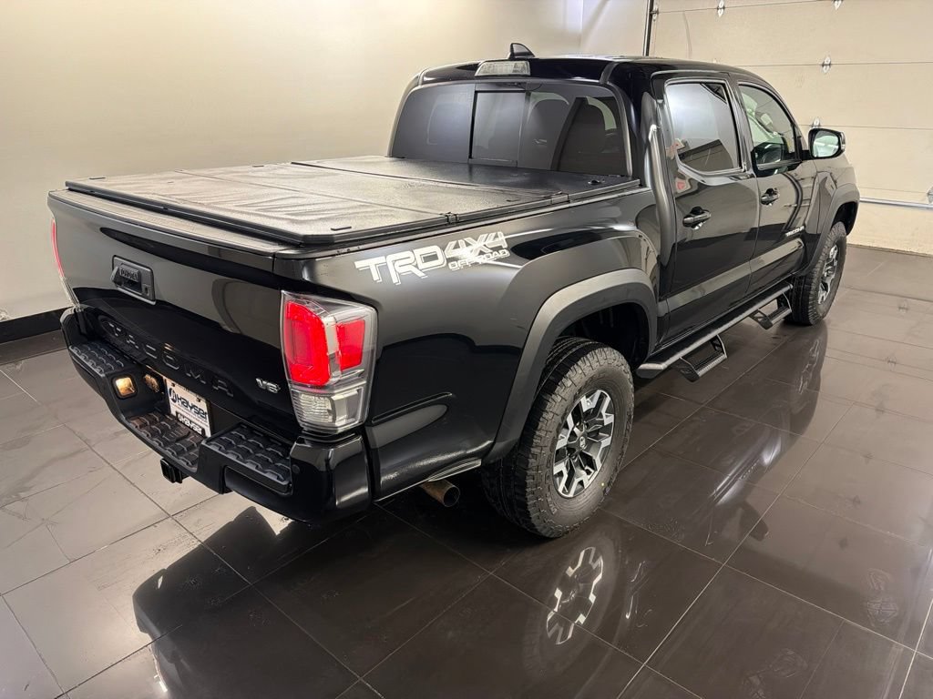 Used 2022 Toyota Tacoma TRD Off-Road w/ TRD Premium Off Road Package AWD/4WD image 6