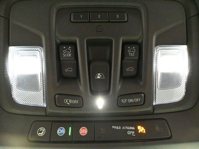 Used 2022 Chevrolet Silverado 2500 High Country w/ Z71 Off-Road Package image 38