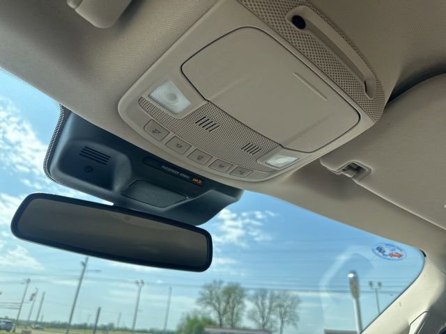 Used 2024 Ford Expedition Max XLT image 45