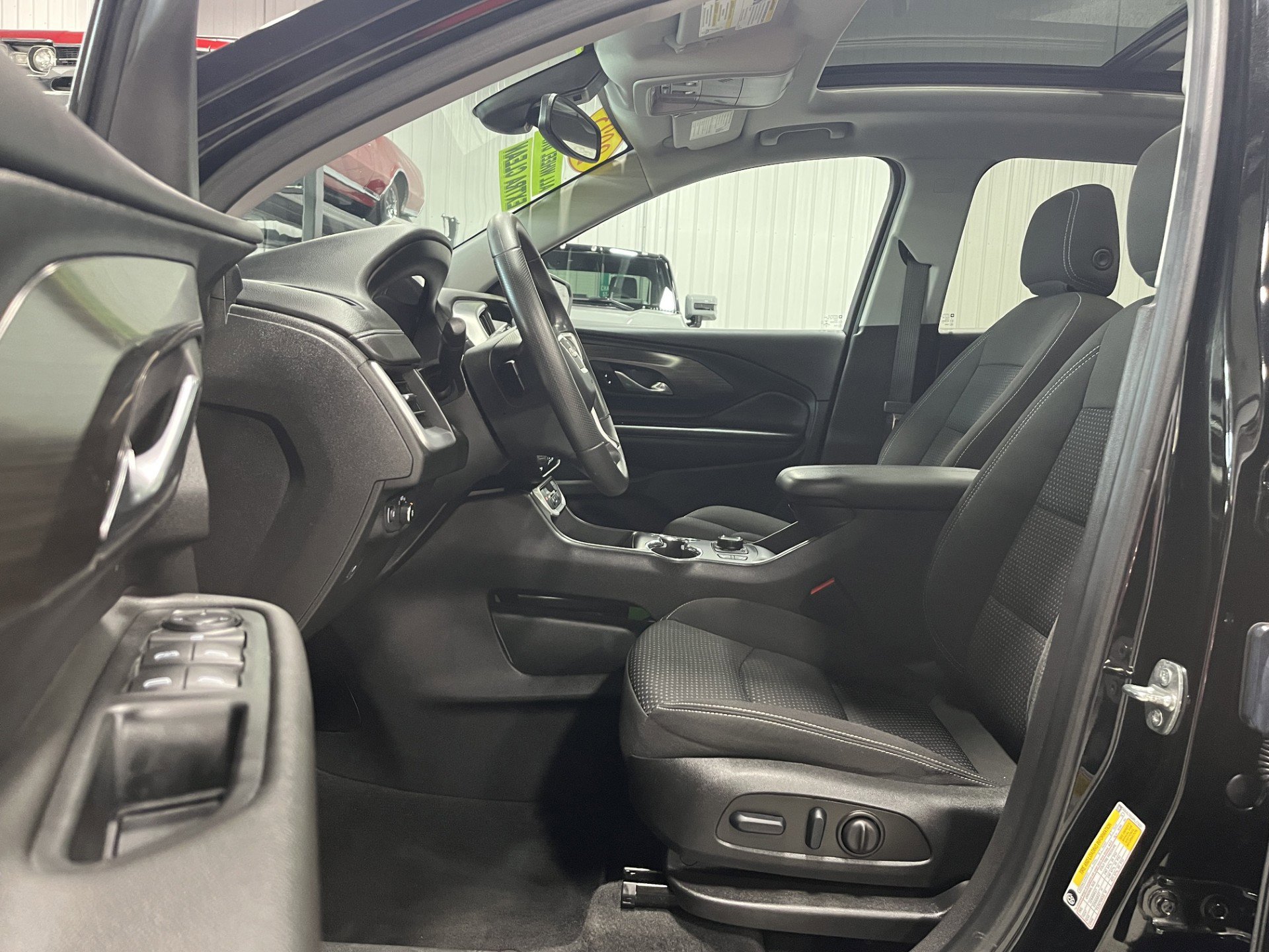 Certified 2023 GMC Terrain SLE w/ Driver Convenience Package image 12