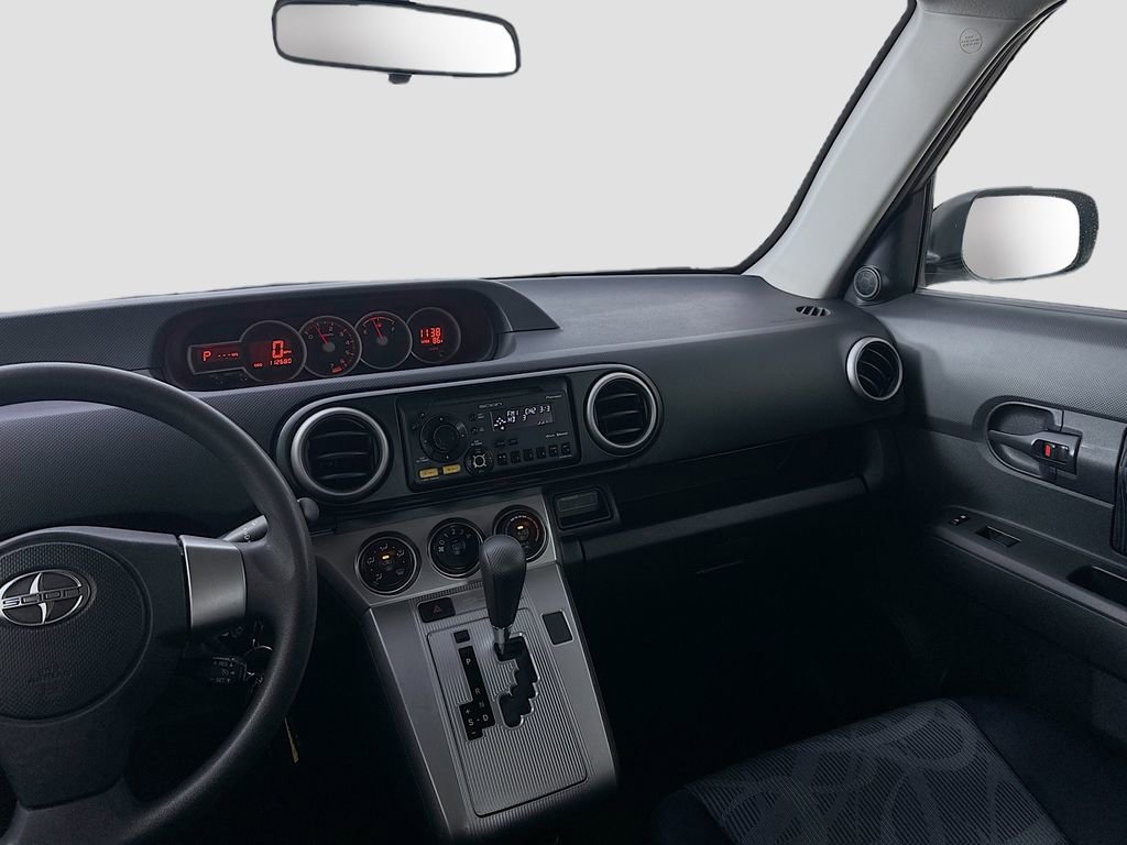 Used 2012 Scion xB FWD image 24
