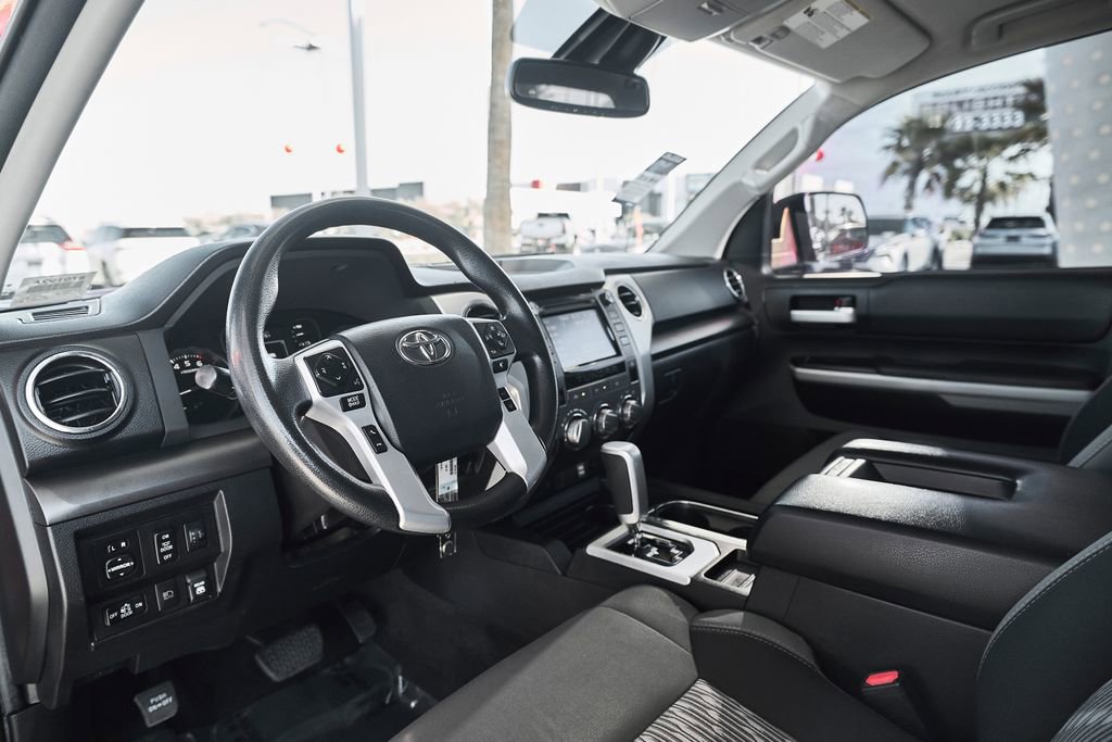 Used 2019 Toyota Tundra SR5 w/ SR5 Upgrade Package image 2