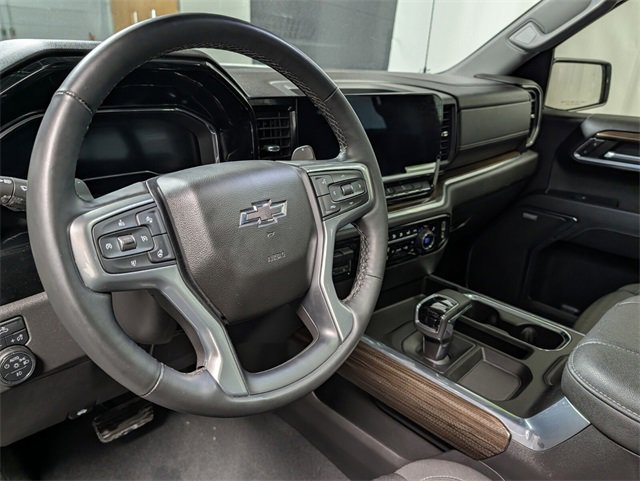 Used 2023 Chevrolet Silverado 1500 RST image 18