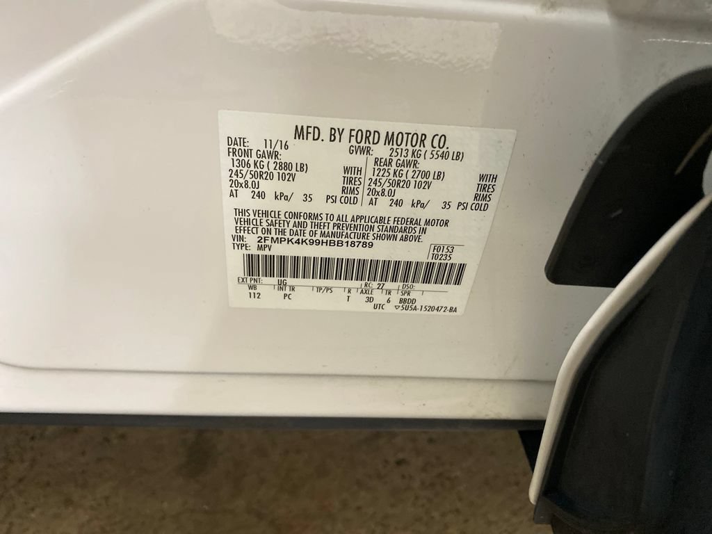 Used 2017 Ford Edge Titanium w/ Equipment Group 301A AWD/4WD image 26