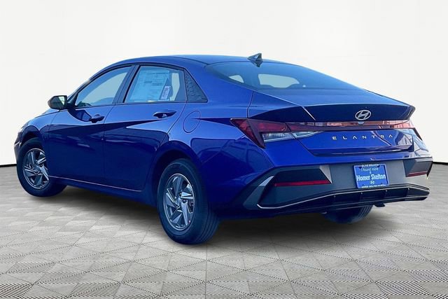 New 2026 Hyundai Elantra SE w/ Cargo Package image 3