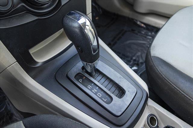 Used 2013 Ford Fiesta S image 18