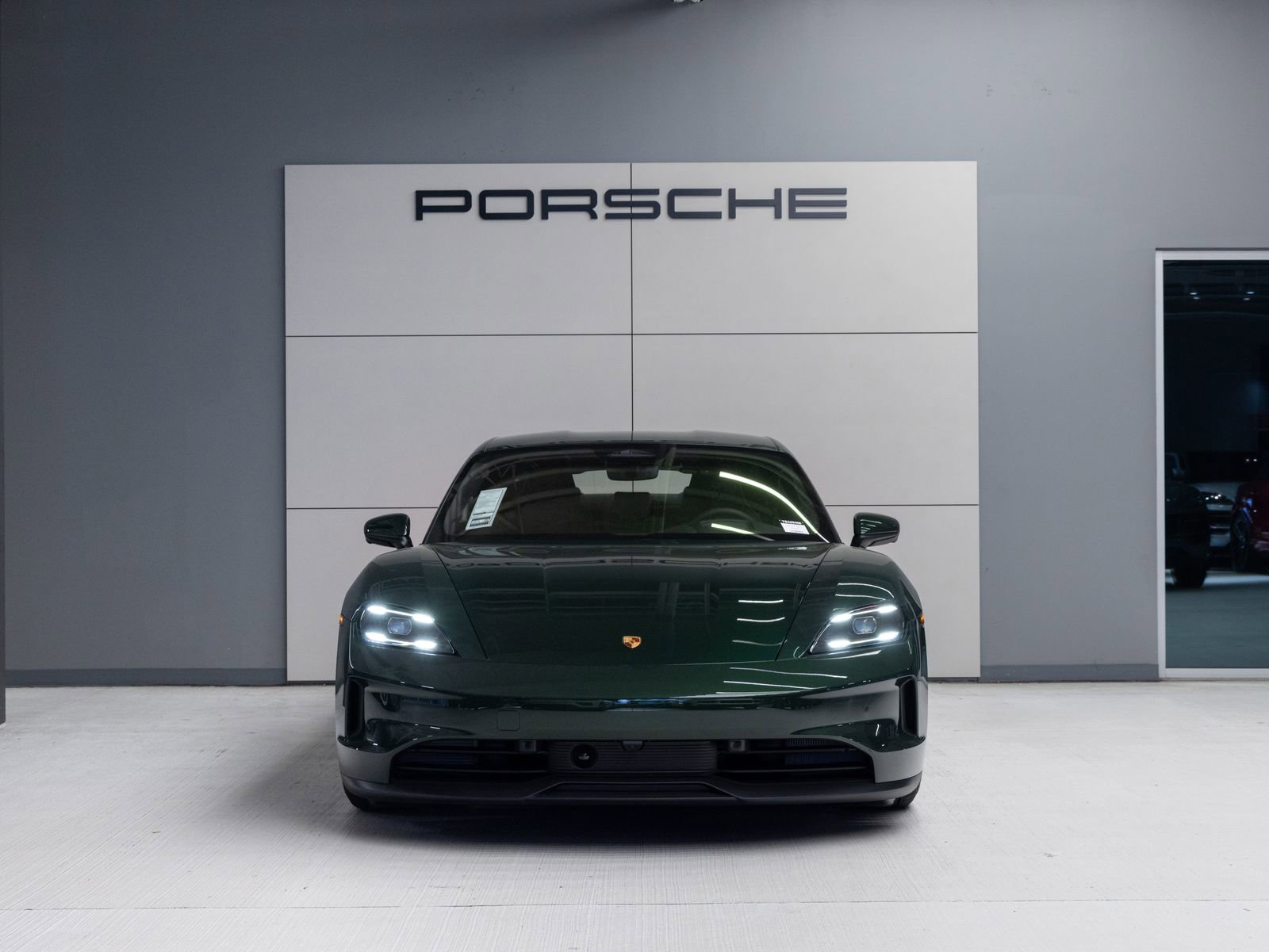 New 2026 Porsche Taycan image 10