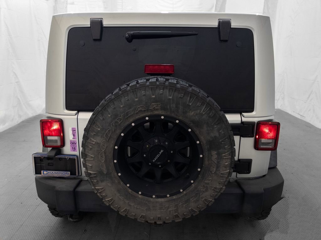 Used 2012 Jeep Wrangler Unlimited Sport AWD/4WD image 5